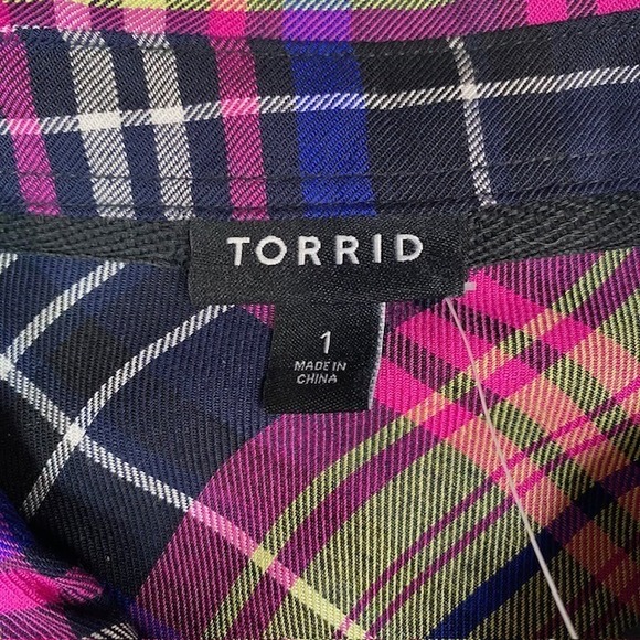 Torrid Women's 1X Plaid Pop Taylor Long Sleeve Button Down Shirt Top‎ - Picture 3 of 9